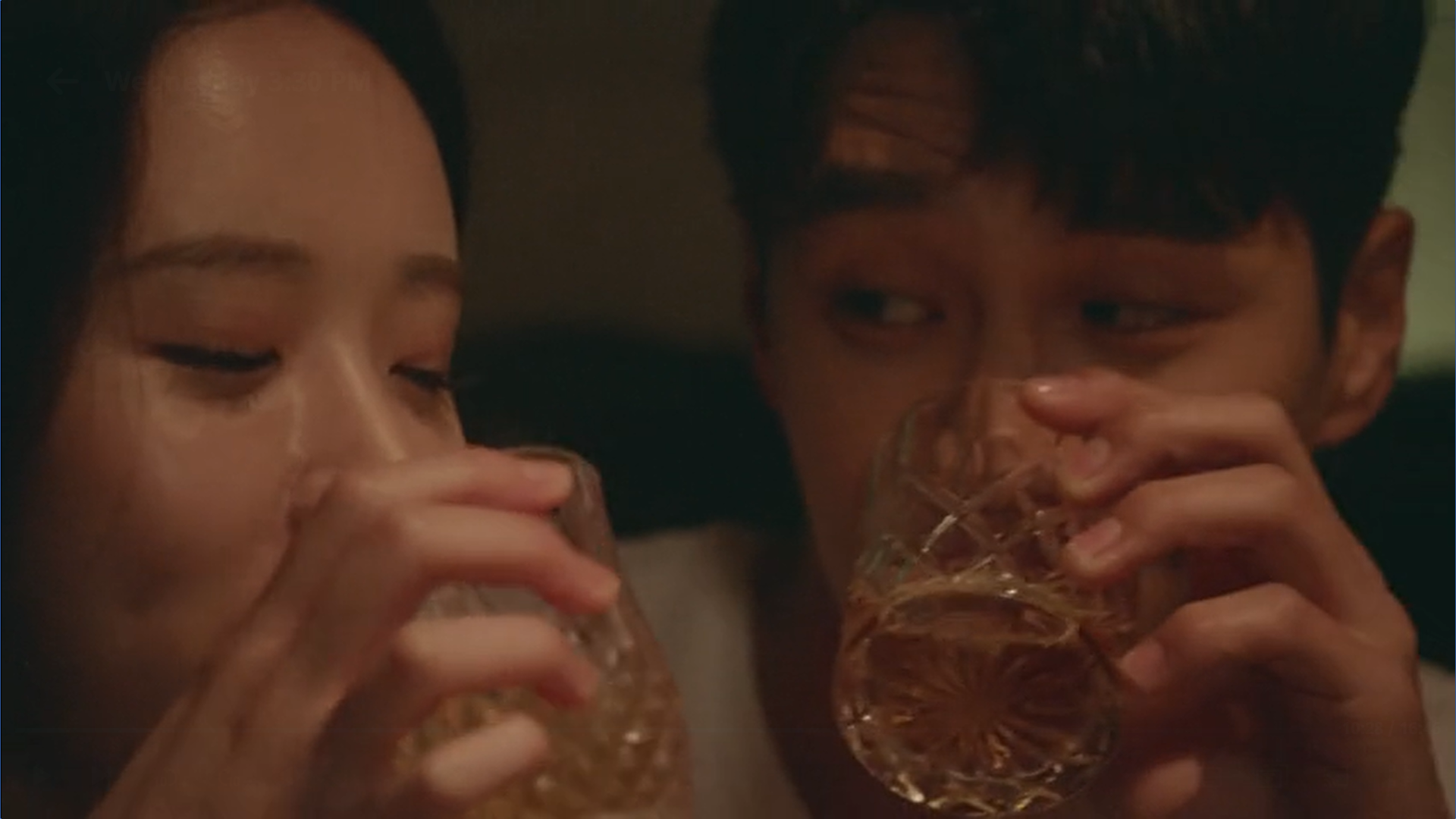 Wednesday 3:30 PM Baek Seung-gyu drinking alcohol at the club